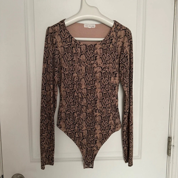 Good American Good Body BOA Bodysuit, Size 2 - Picture 5 of 10
